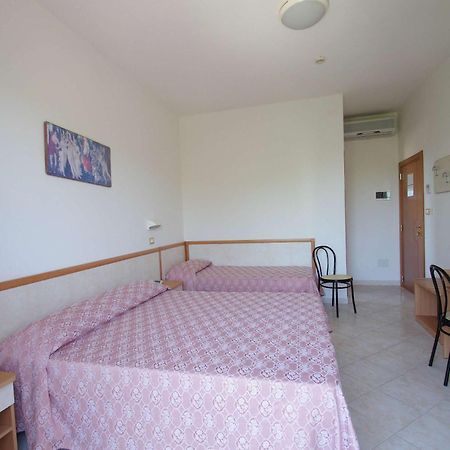 Hotel Calipso ليدو ديلي ايستينسي المظهر الخارجي الصورة